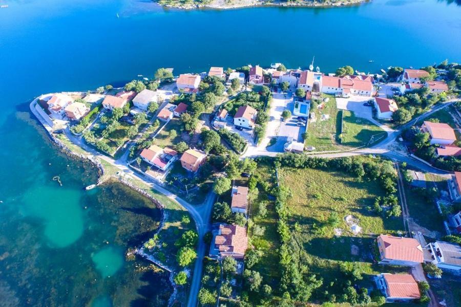 Apartments & Villa Tisno أوبروفاتش المظهر الخارجي الصورة