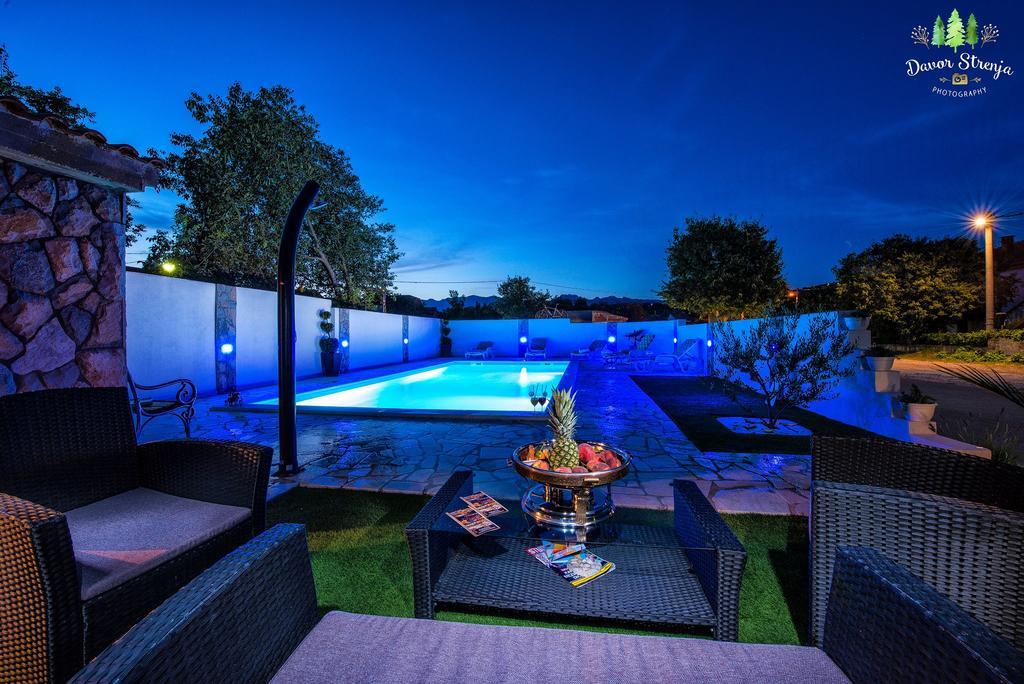Apartments & Villa Tisno أوبروفاتش المظهر الخارجي الصورة